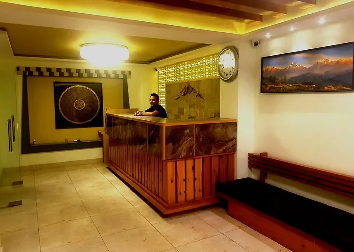 Khangri Hotel 4*
